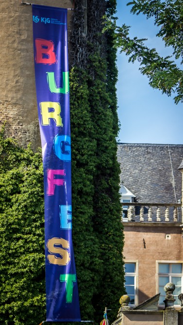 Das Burgfest-Banner